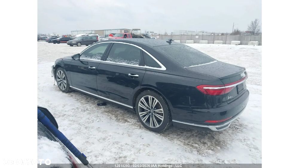 Audi A8 - 7
