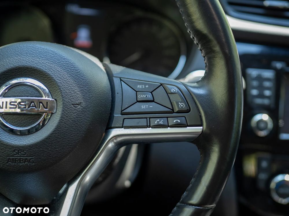 Nissan X-Trail 2.0 dCi Tekna 4WD Xtronic - 21