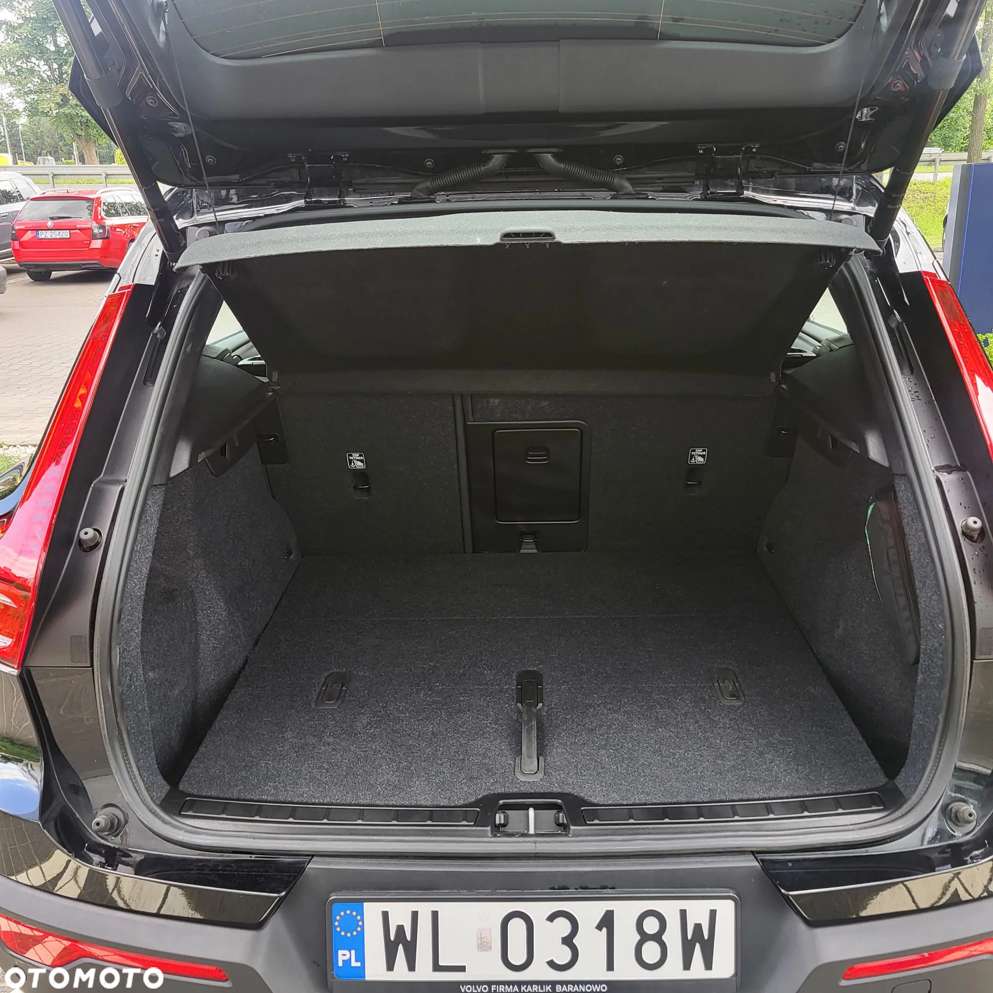 Volvo XC 40 B3 Plus Dark - 4