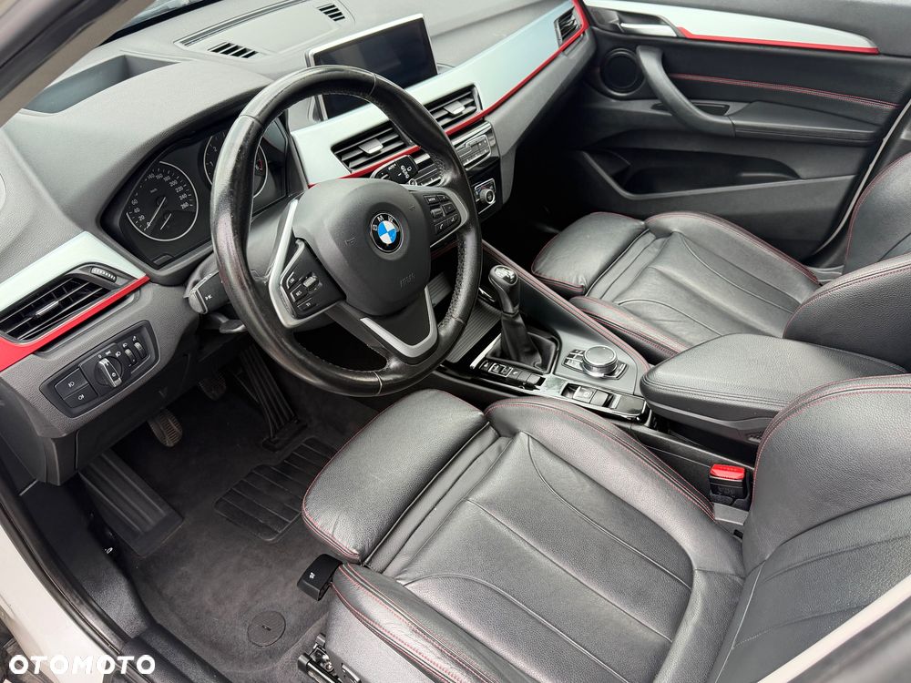 BMW X1 sDrive18d Sport Line - 35