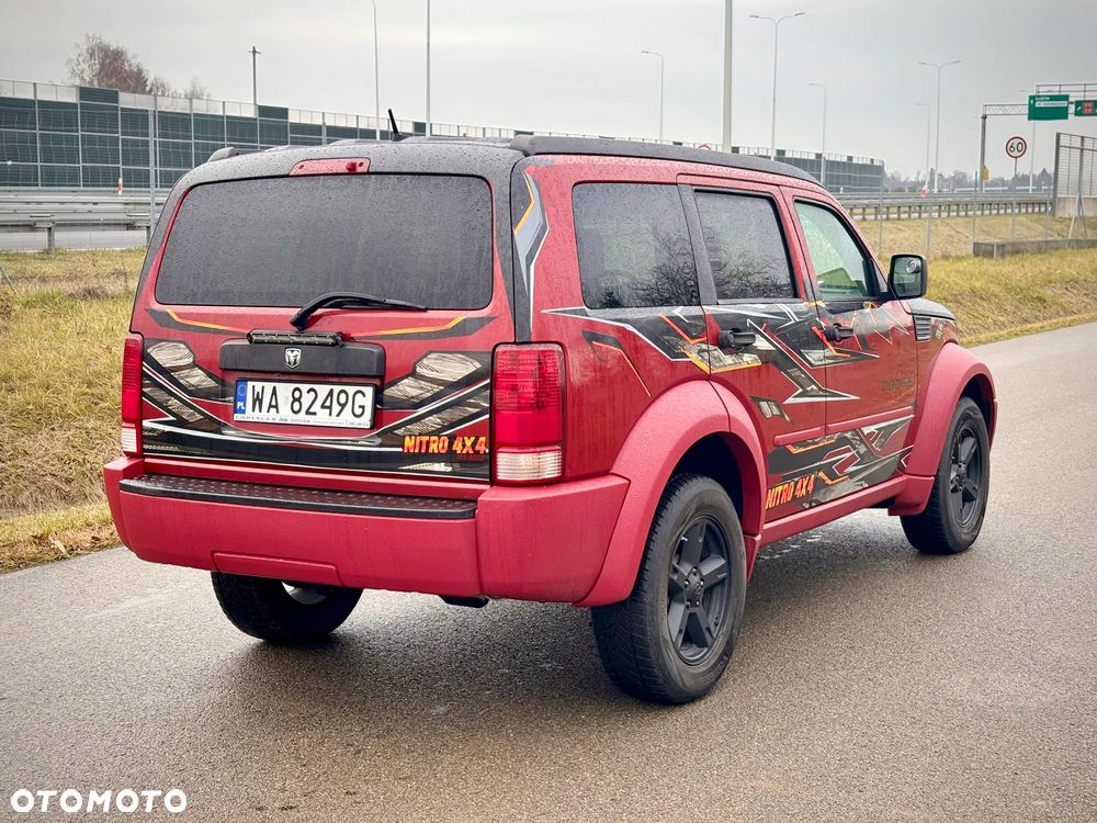 Dodge Nitro 3.7 V6 SLT 4WD - 6