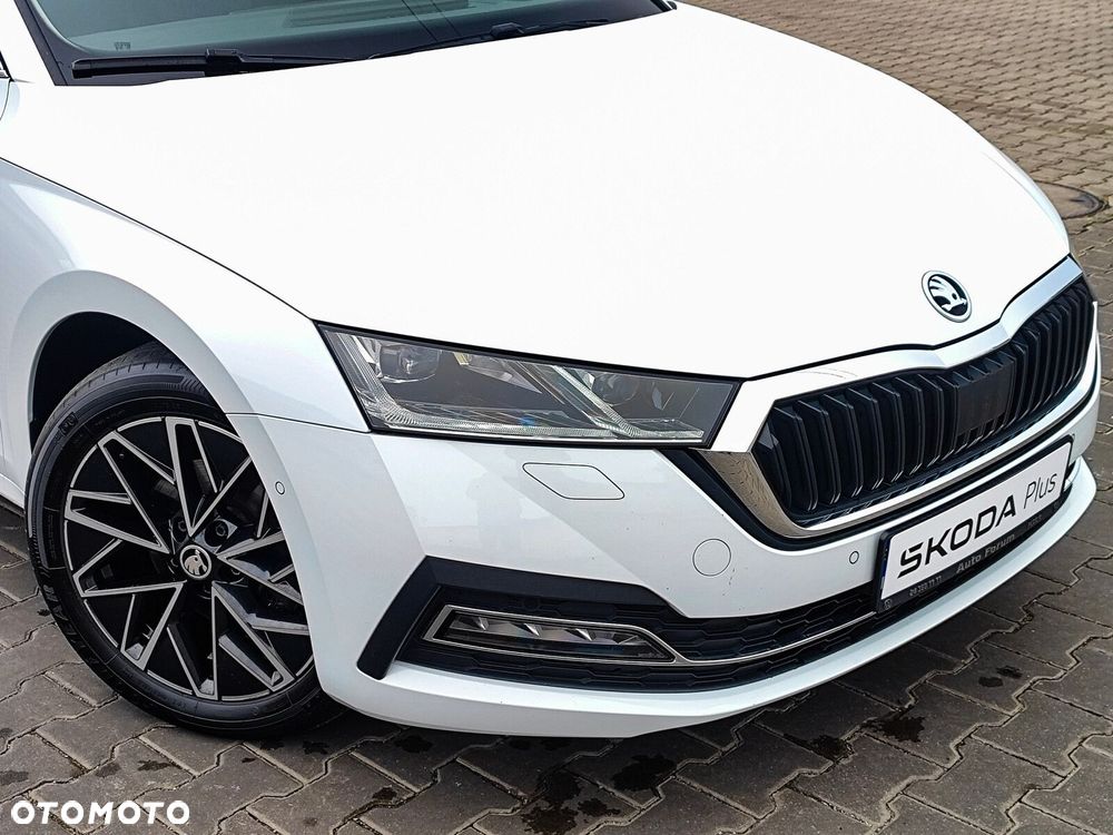 Skoda Octavia 2.0 TDI Style DSG - 9