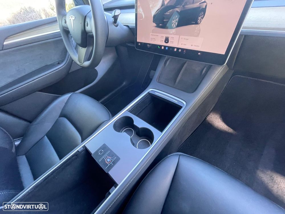 Tesla Model Y RWD - 28