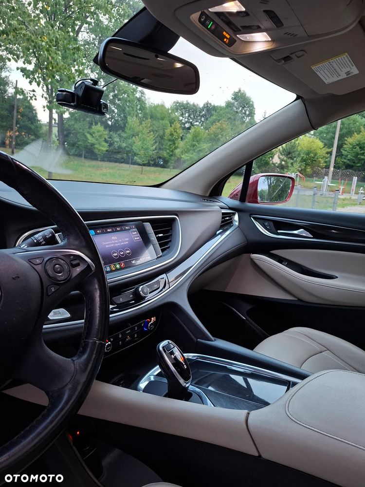 Buick Enclave - 5