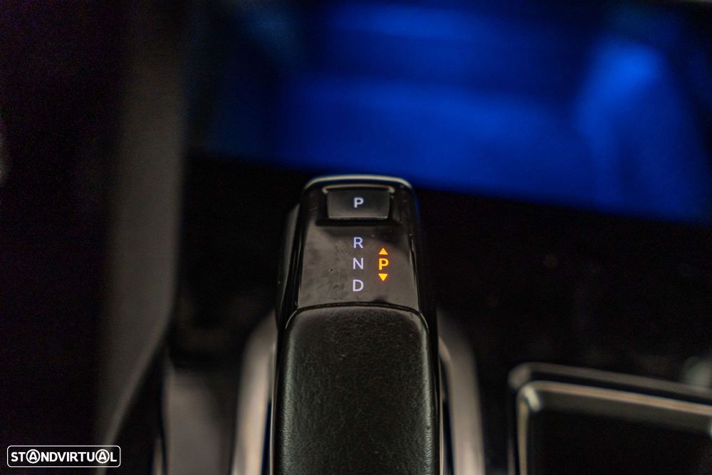 Peugeot 5008 1.2 PureTech Allure EAT6 - 29