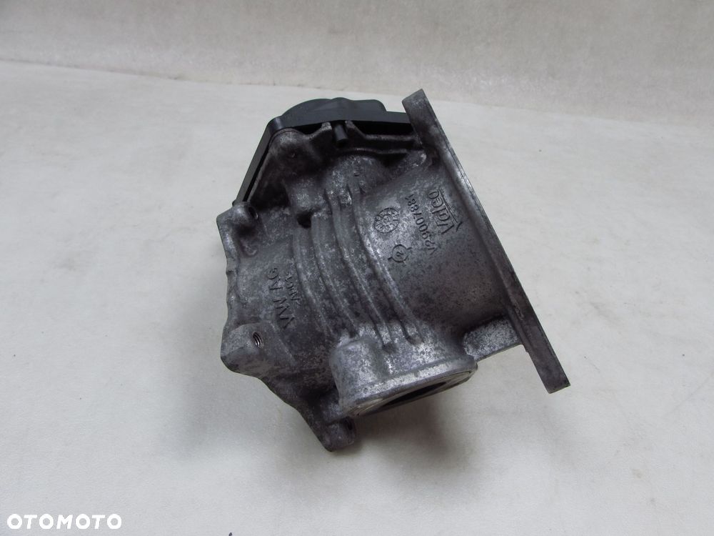 VW CRAFTER AMAROK 11-18 2.0 TDI CKT ZAWOR RECYRKULACJI SPALIN EGR 03L131501R - 4