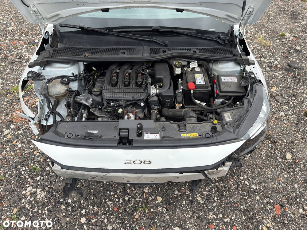 Peugeot 208 - 10