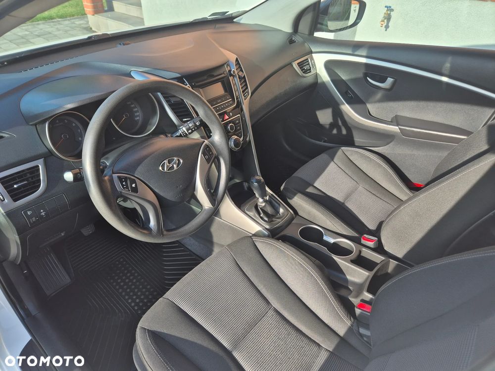Hyundai i30 1.4 Classic - 8