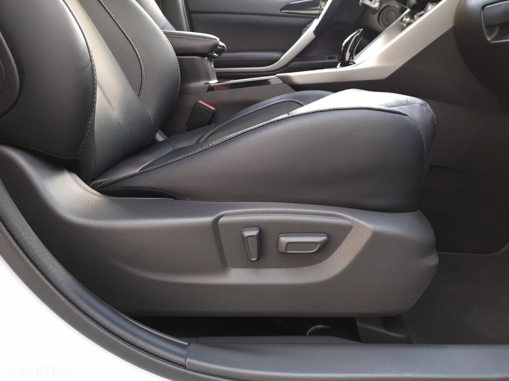 Mitsubishi Eclipse Cross 2.4 PHEV Instyle Plus - 31