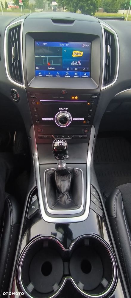 Ford S-Max - 5