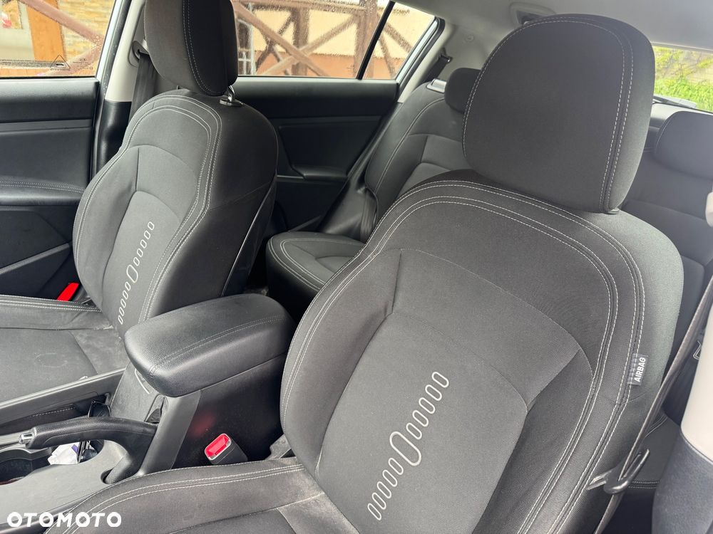 Kia Sportage 1.7 CRDI 2WD Attract - 13