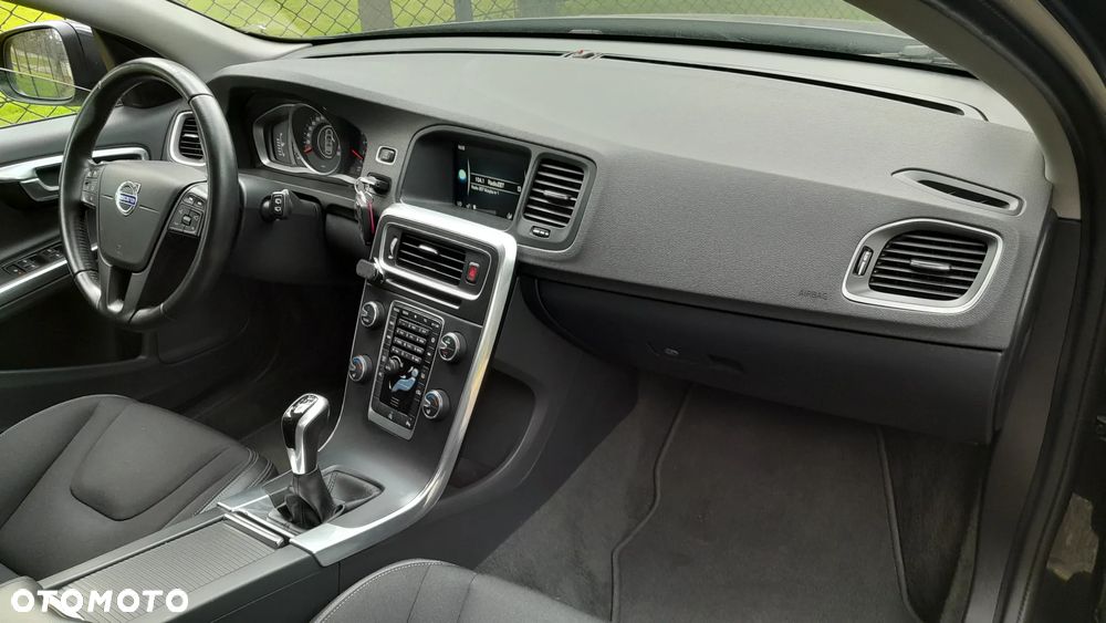 Volvo V60 D2 - 26