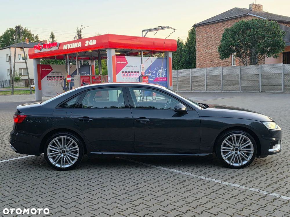 Audi A4 Limousine - 29