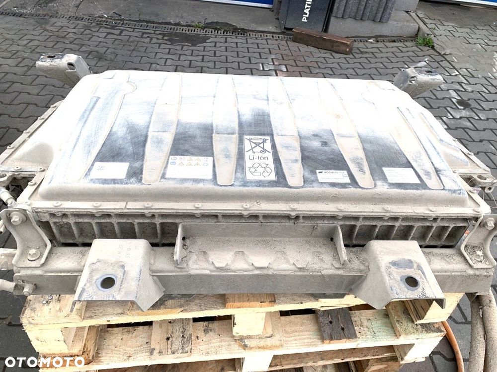 BATERIA HYBRYDA  MERCEDES-BENZ eSPRINTER Skrzynia (B910) 2020 - 2022 Electric (910.633) 85 kW [116 - 1