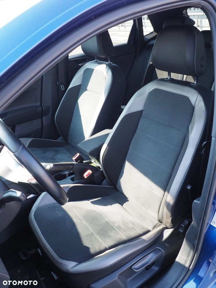 Volkswagen Polo 2.0 TSI OPF DSG GTI - 20