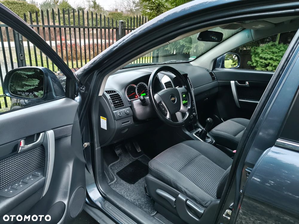 Chevrolet Captiva 2.4 2WD 5 Sitzer LS - 21