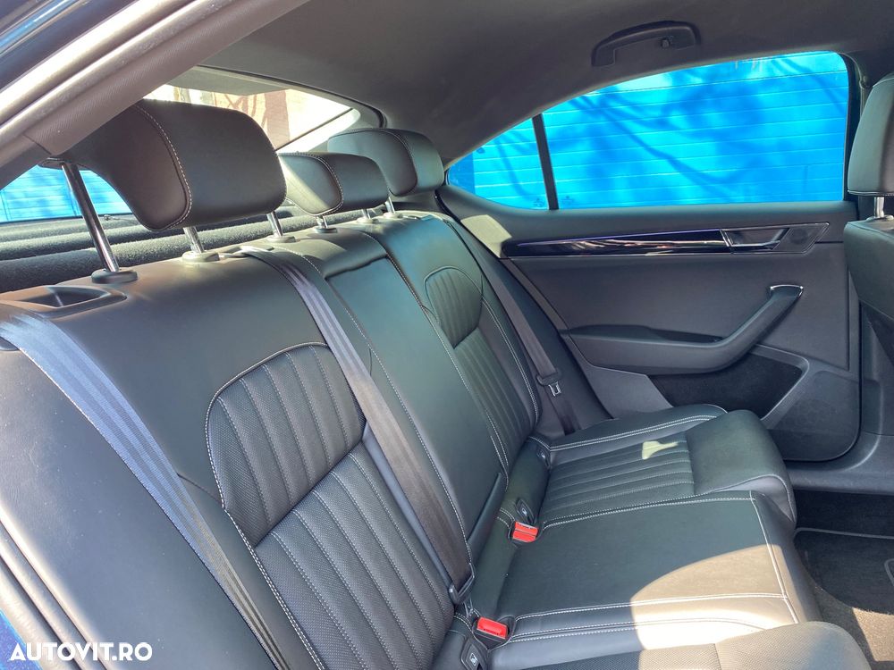 Skoda Superb 2.0 TDI 4X4 DSG L&K - 17