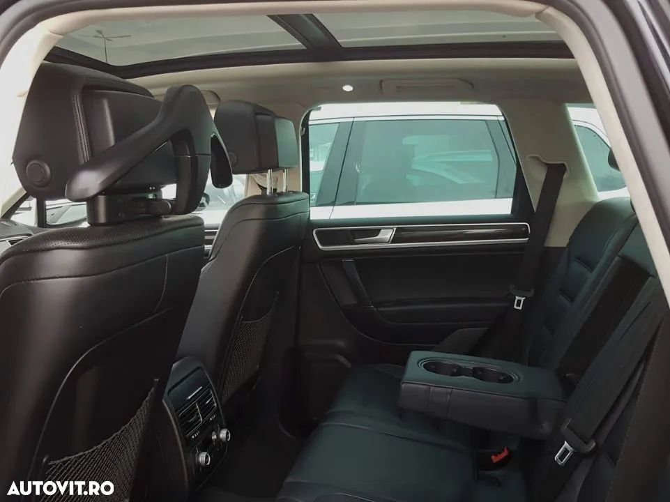 Volkswagen Touareg 3.0 V6 TDI SCR Blue Motion DPF Automatik - 19