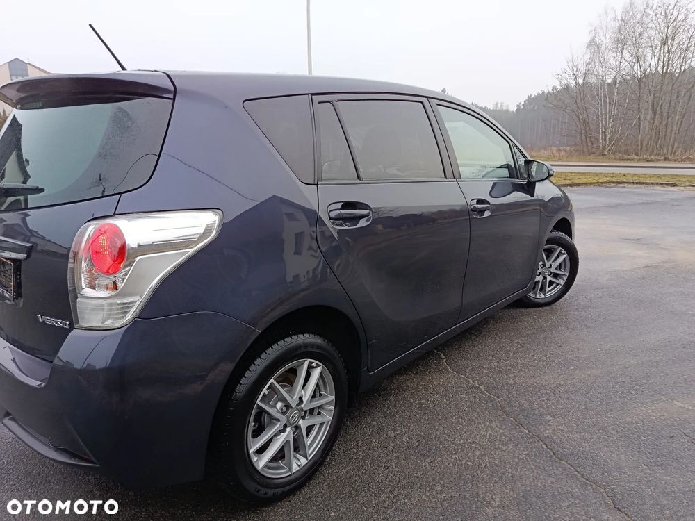 Toyota Verso 1.8 5-Sitzer Skyview Edition - 24