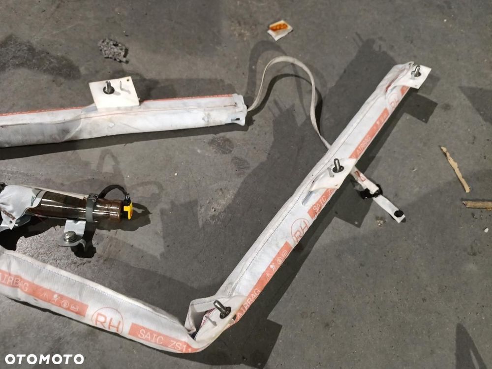 MG ZS KURTYNA PRAWA YFSS9999350 - 3