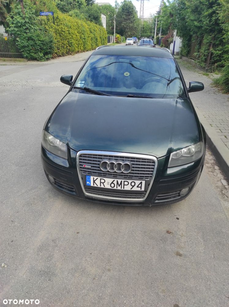 Audi A3 Sportback - 1