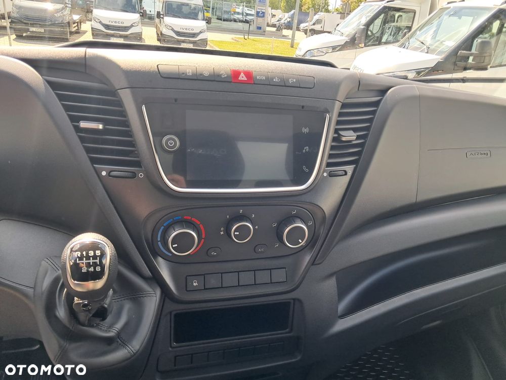 Iveco Daily - 22