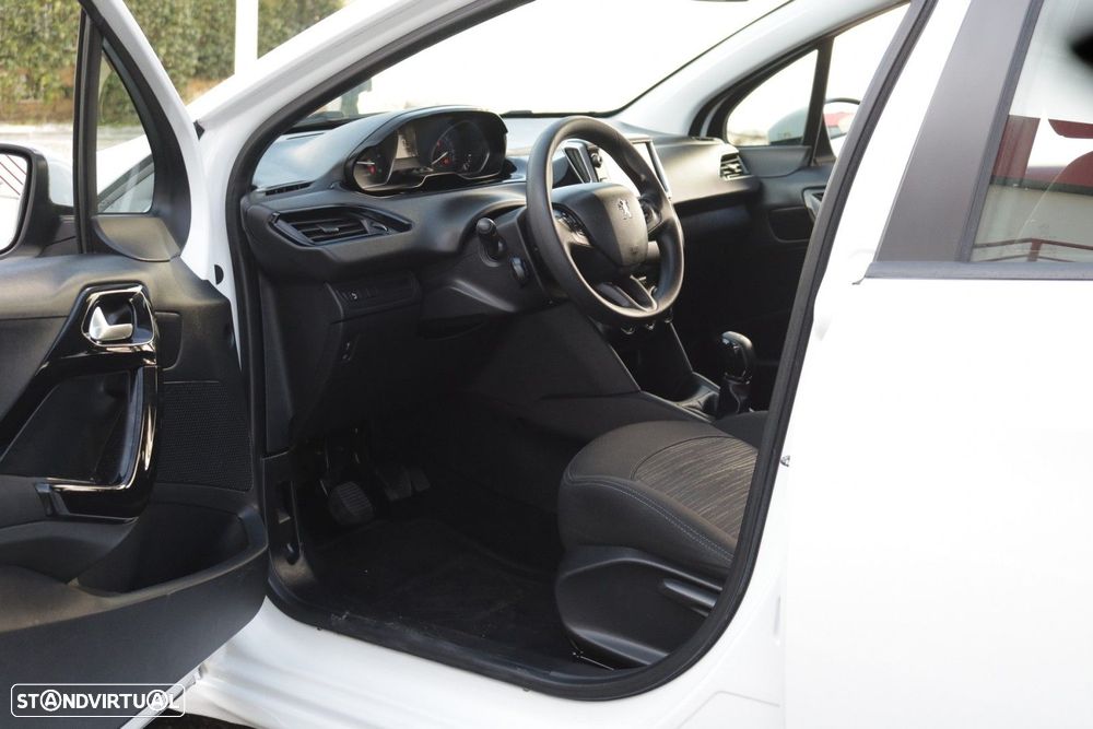 Peugeot 208 Van 1.6 BlueHDI Pack GPS 100cv - 19