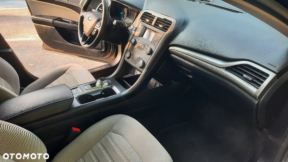 Ford Fusion - 18