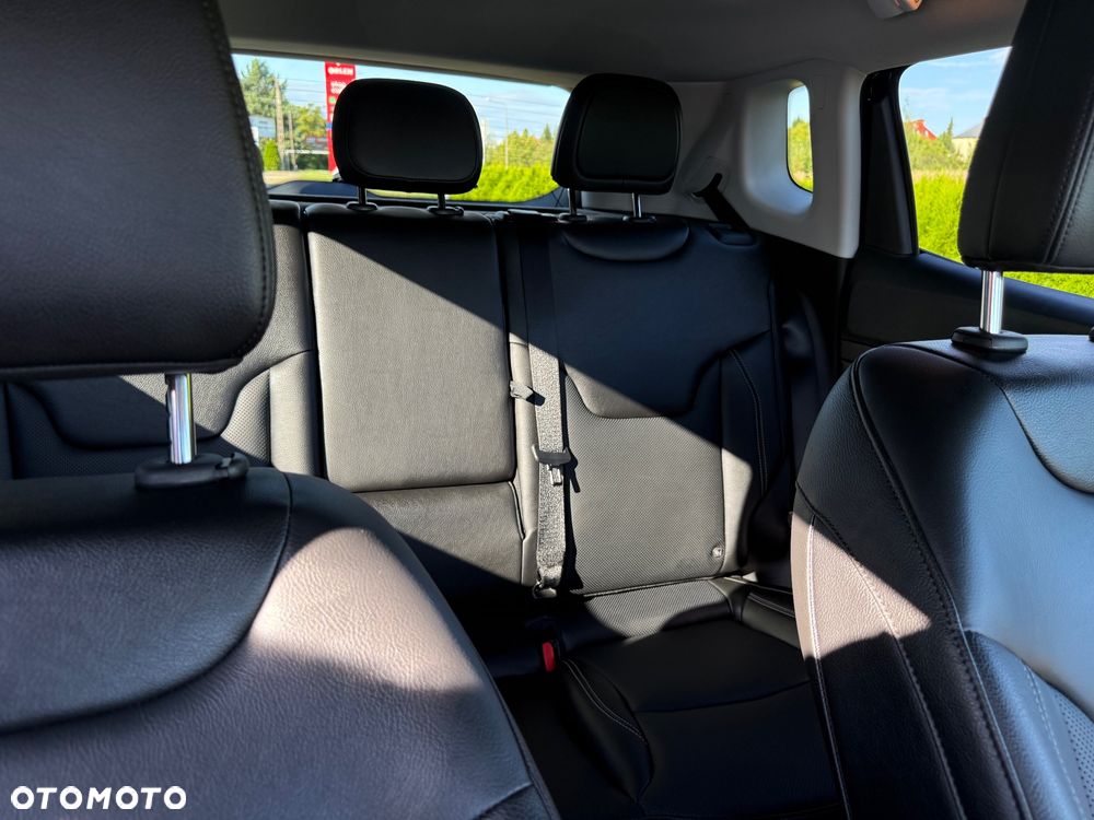 Jeep Compass 1.3 T4 PHEV 4xe Summit S&S - 27