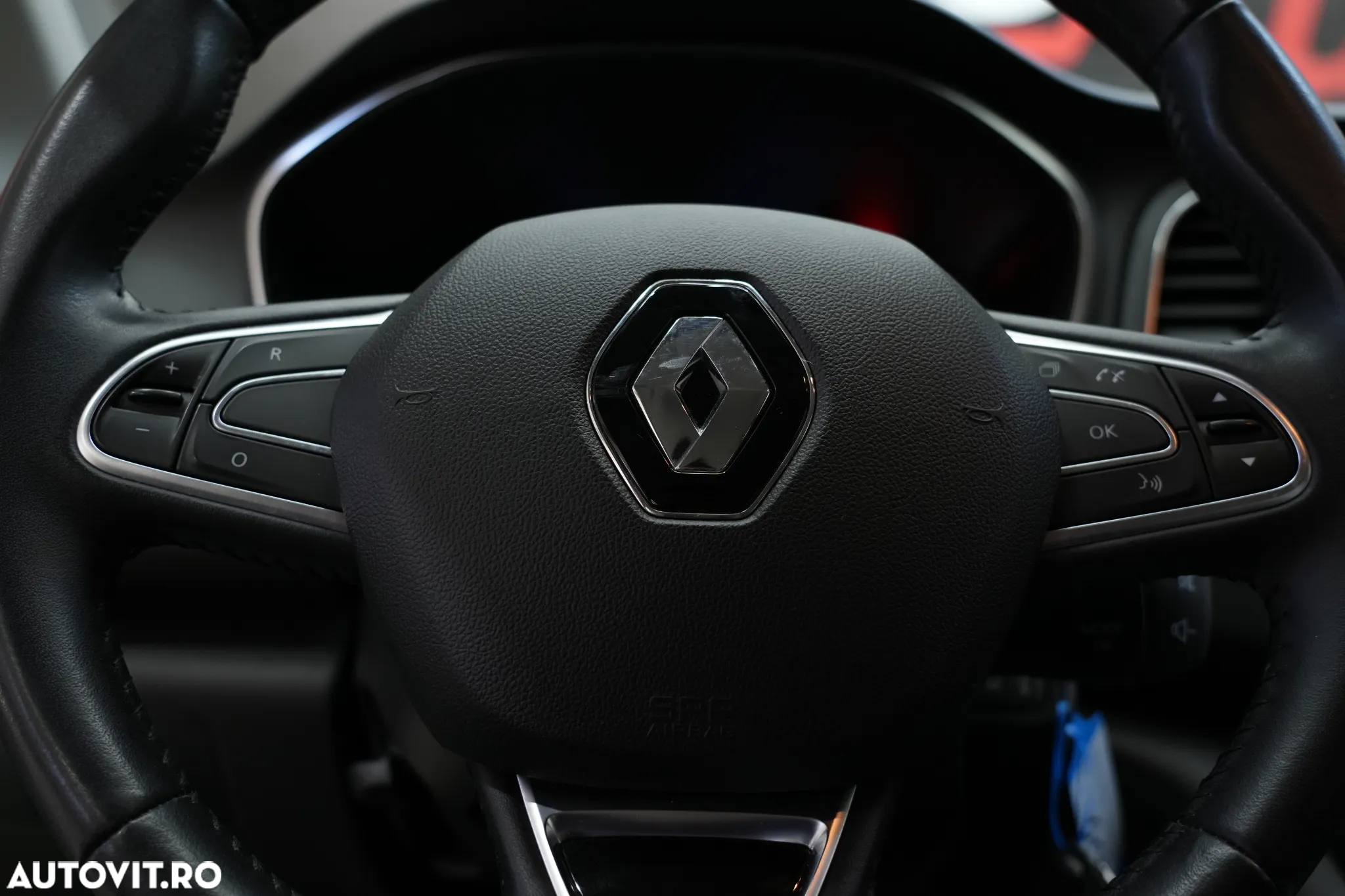 Renault Megane TCE GPF Zen - 7