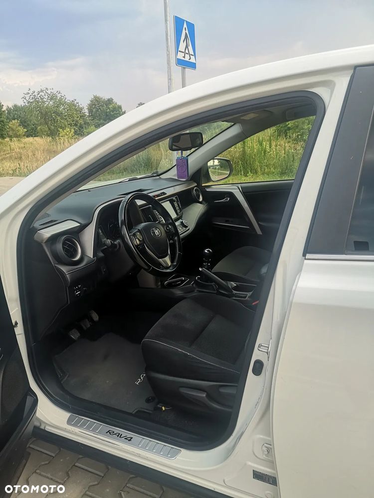 Toyota RAV4 2.0 D-4D Style 4x2 - 7