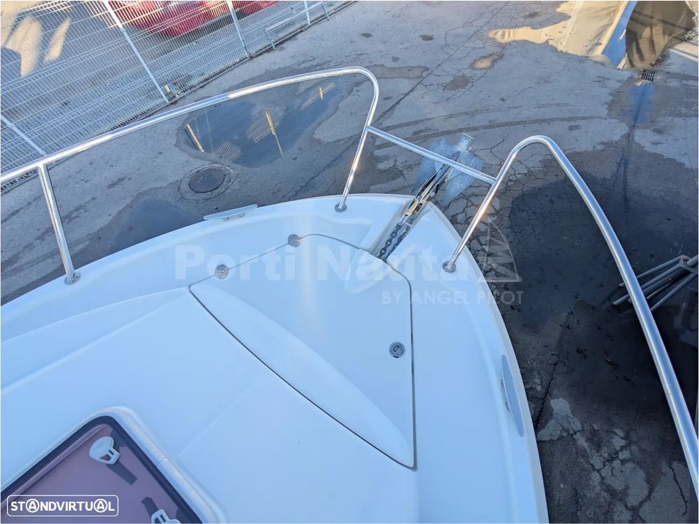 Beneteau Antares 7 - 16