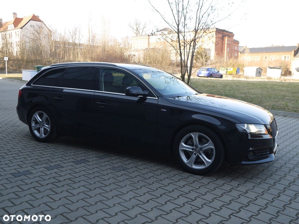Audi A4 Avant - 4