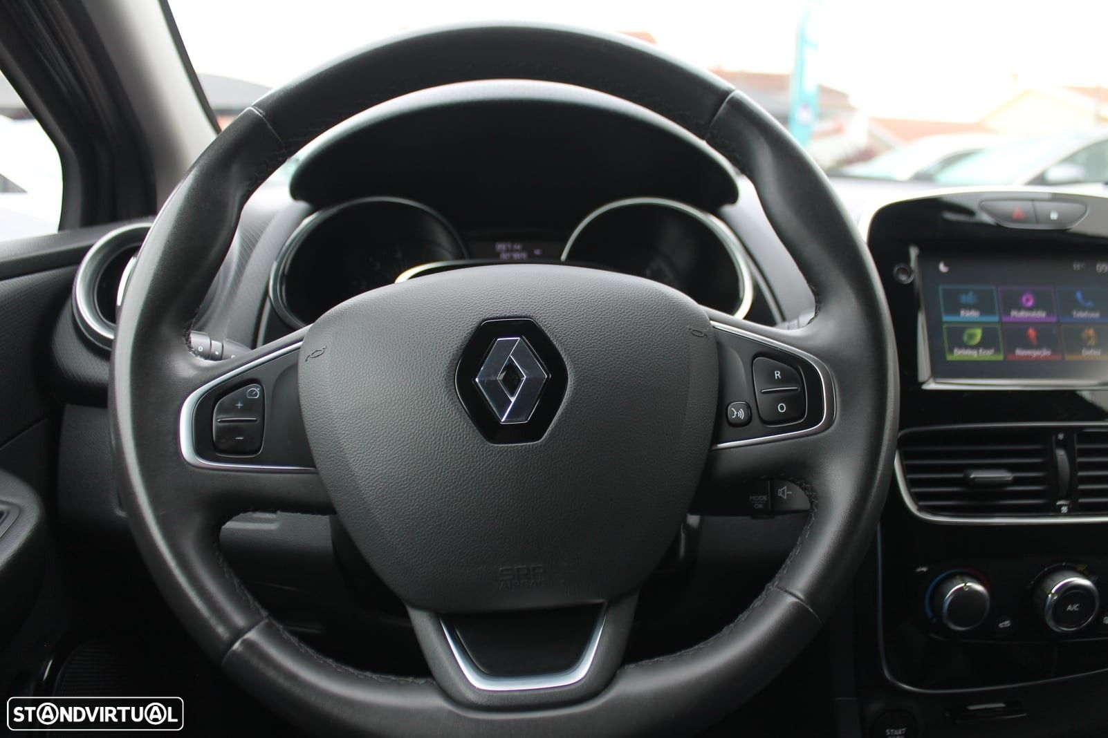 Renault Clio Sport Tourer 1.5 dCi Limited - 16