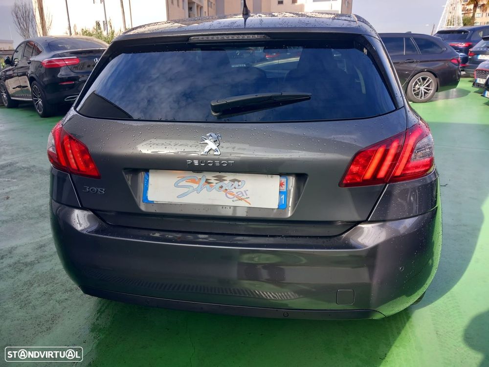Peugeot 308 - 6