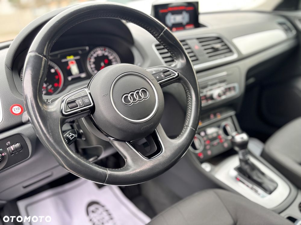 Audi Q3 1.4 TFSI Edycja Specjalna S tronic - 19