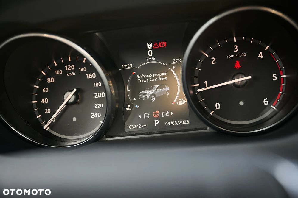 Land Rover Discovery Sport D180 HSE - 38