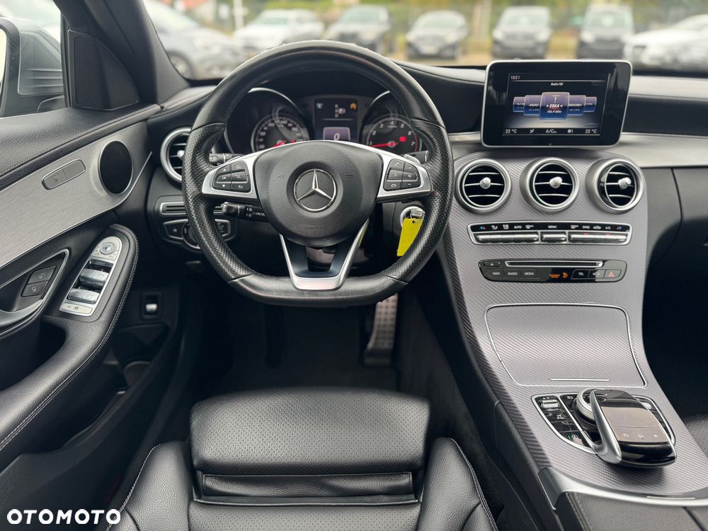 Mercedes-Benz Klasa C 250 7G-TRONIC AMG Line - 29