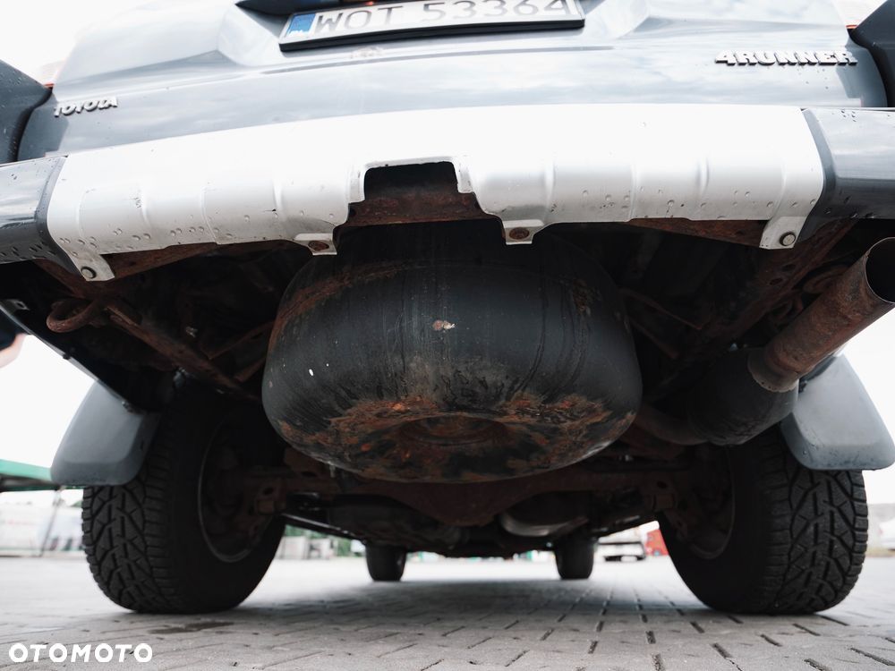 Toyota 4-Runner - 19