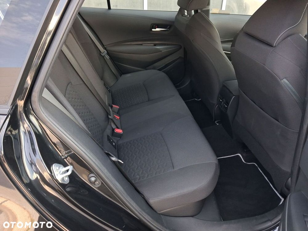 Toyota Corolla 1.8 Hybrid Comfort - 13