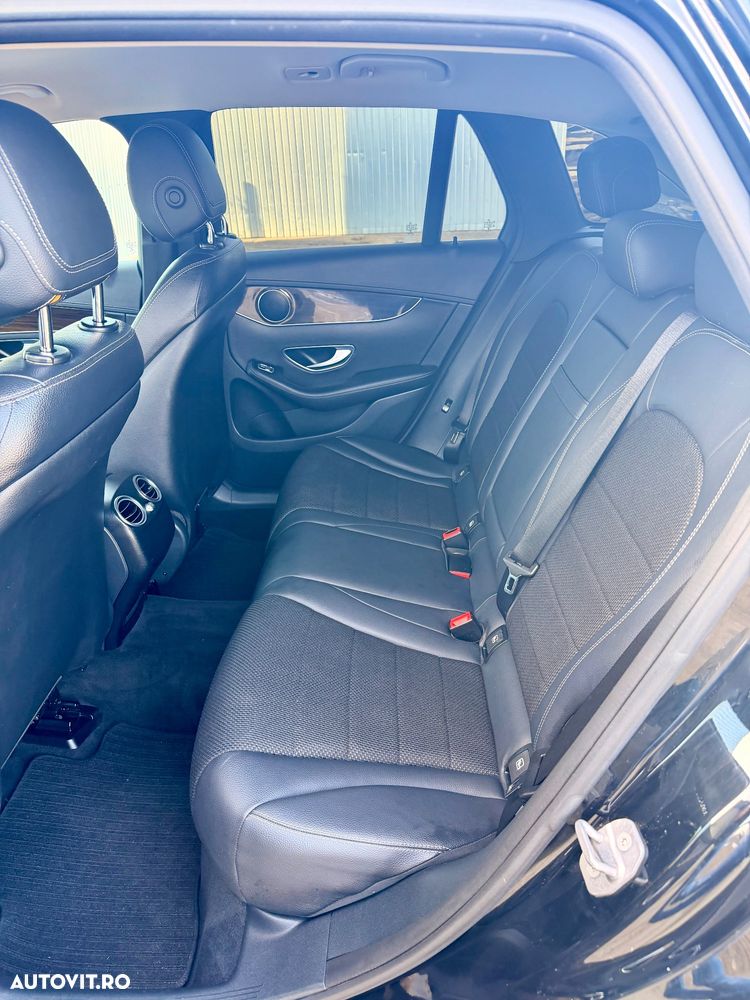 Mercedes-Benz GLC 220 d 4MATIC - 10