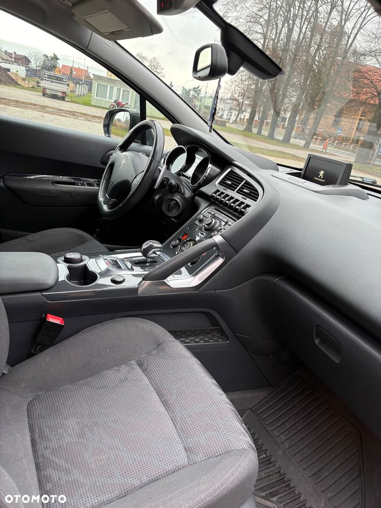 Peugeot 3008 2.0 HDi HYbrid4 - 21