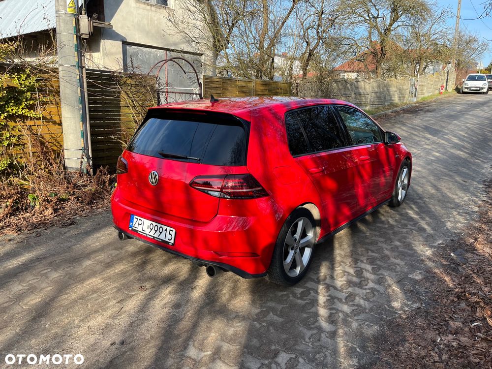 Volkswagen Golf GTI (BlueMotion Technology) DSG - 3