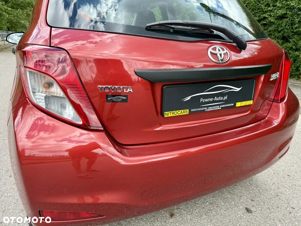 Toyota Yaris 1.33 Premium EU6 - 11