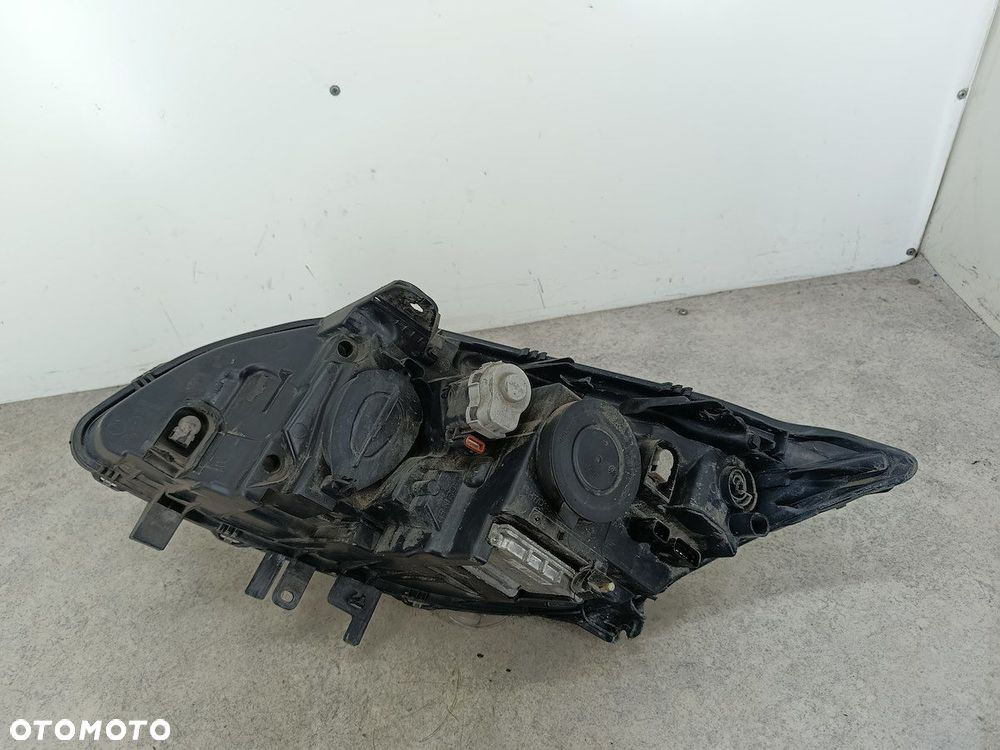 LAMPA PRZÓD PRAWA XENON RENAULT LAGUNA III 260100035R 89901837  VALEO - 7