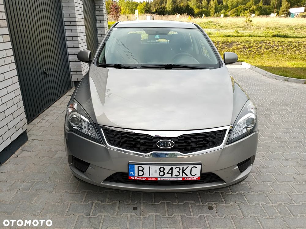 Kia Ceed 1.4 CVVT Attract - 10