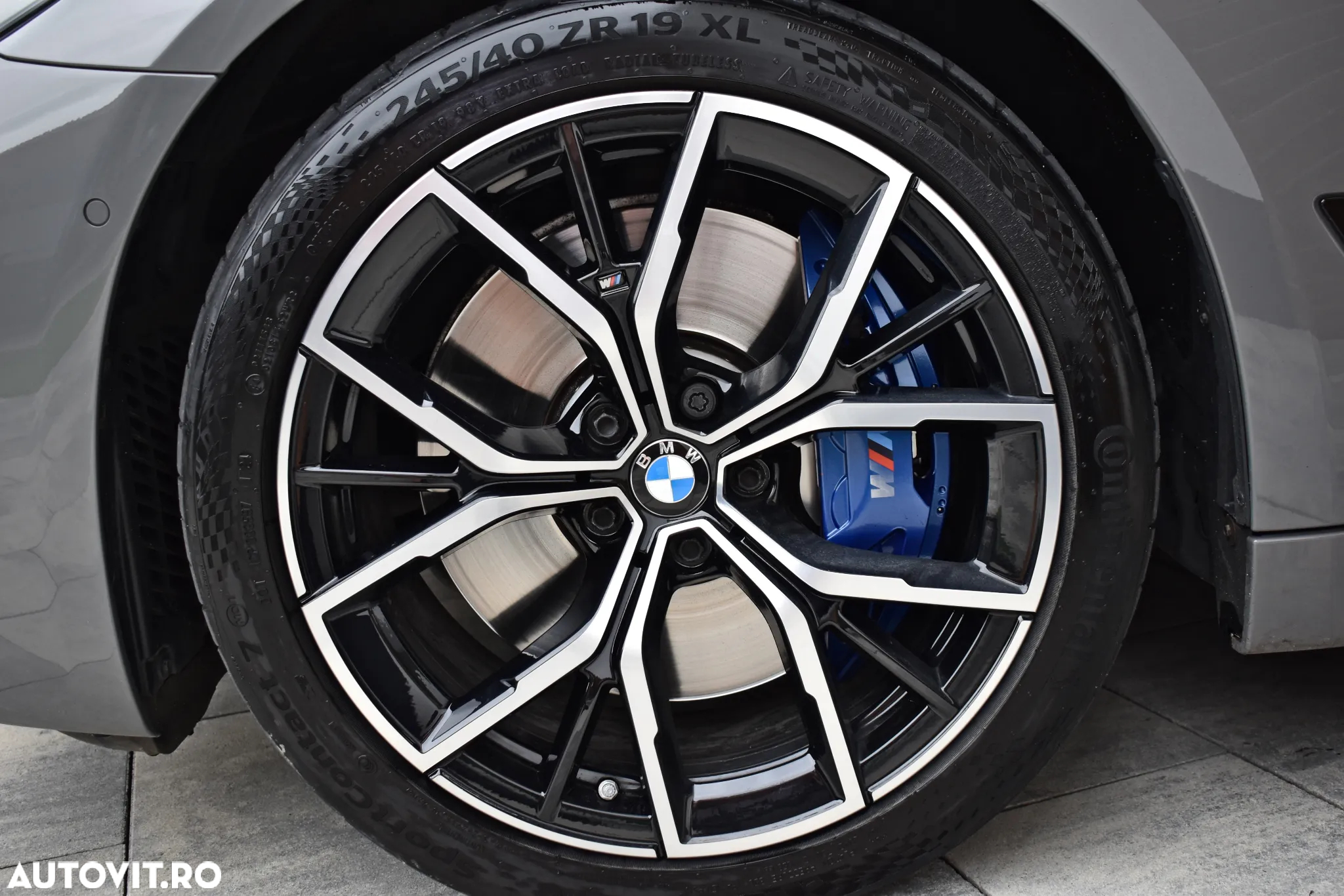 BMW Seria 5 540i xDrive AT MHEV - 22