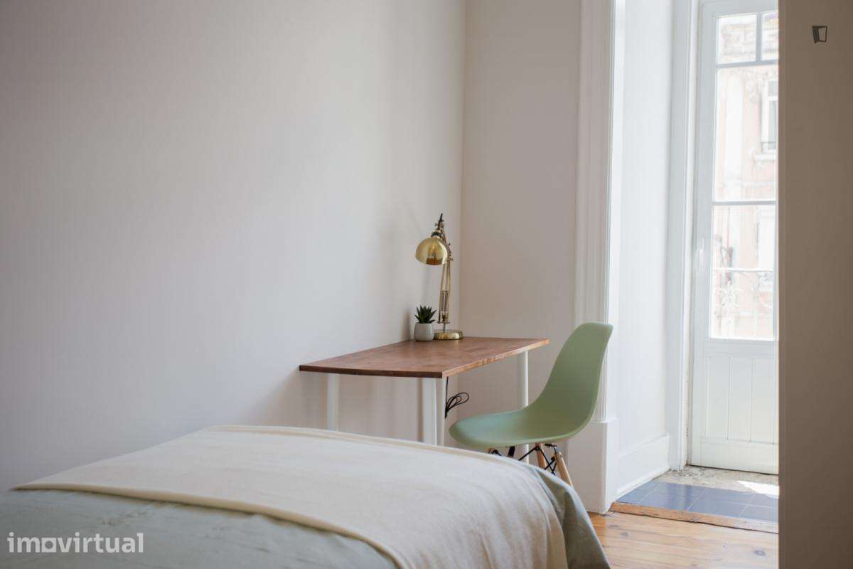 Quarto - localizado em Penha de França Lisbon - Grande imagem: 5/27