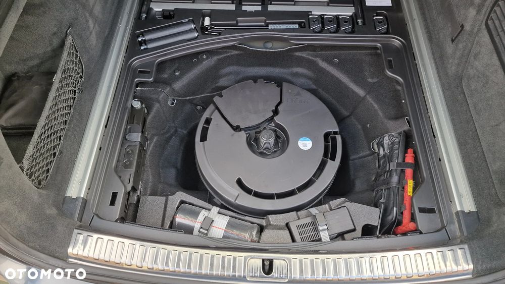 Audi A6 Avant 40 TDI S tronic S line - 38