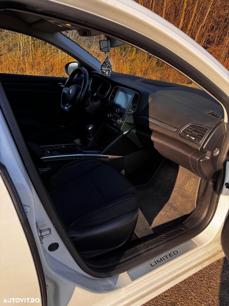 Renault Megane TCe 140 GPF EQUILIBRE - 13